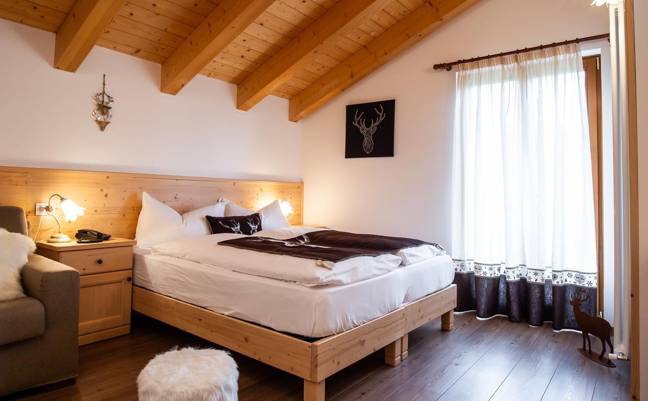 Hotel Chalet Giasenei Sagron Mis Eksteriør bilde