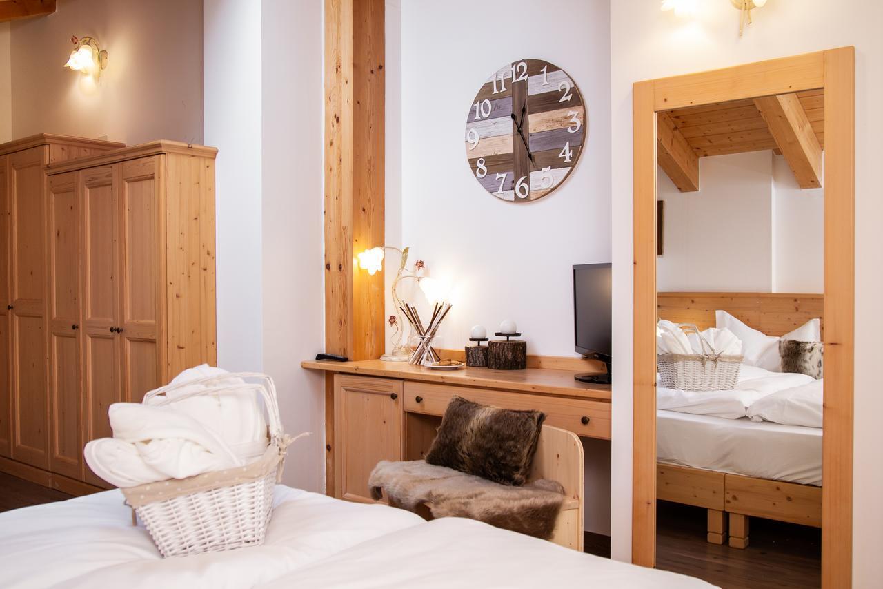 Hotel Chalet Giasenei Sagron Mis Eksteriør bilde