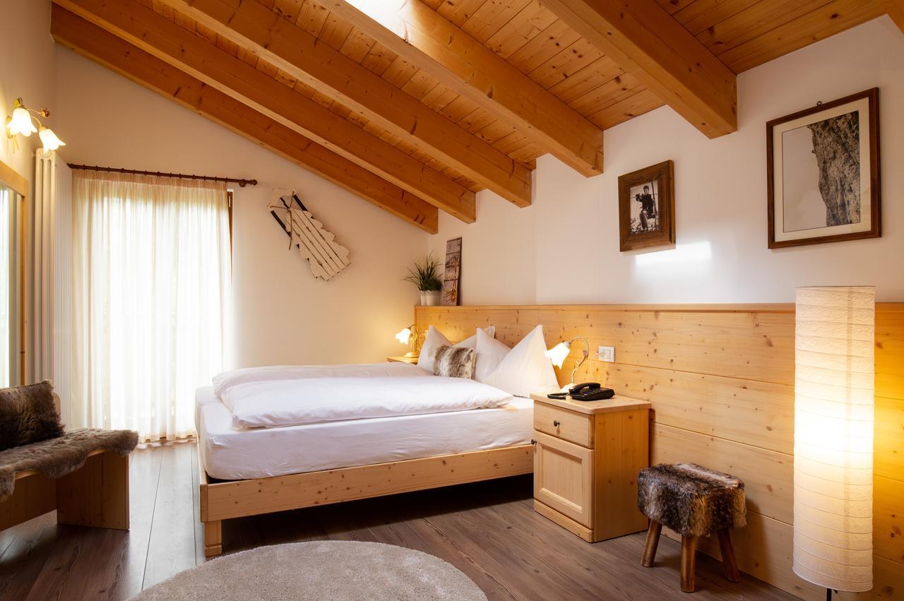 Hotel Chalet Giasenei Sagron Mis Eksteriør bilde